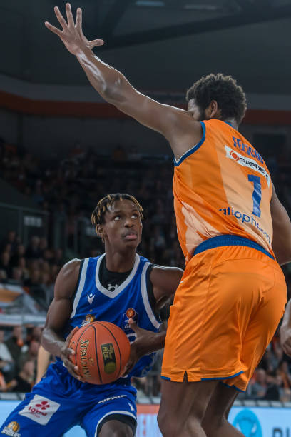 由来自世界 由来自世界