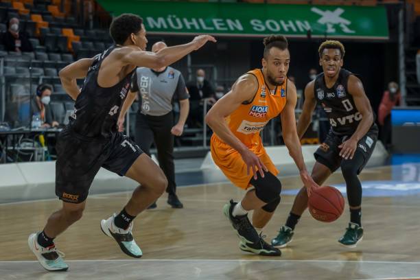 入胜的对决 入胜的对决