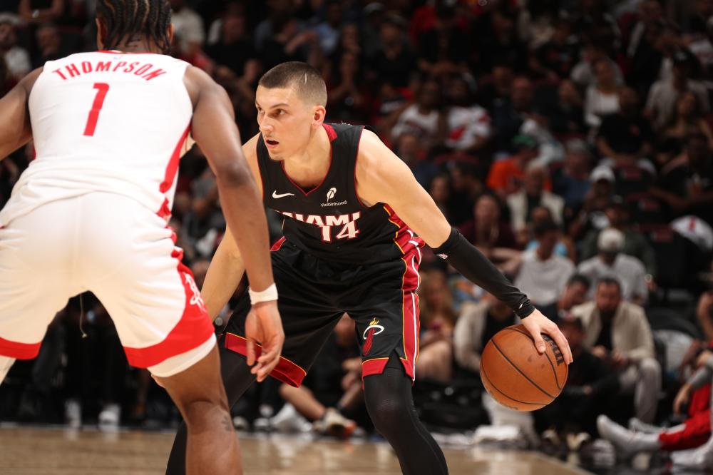 持之间的关 持之间的关